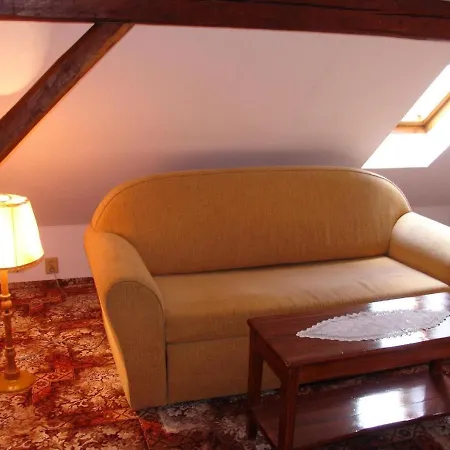 Σπίτι διακοπών Ferienhaus Fur 9 Personen Ca 100 M In Kizlice, Sudetengebirge Tschechien Riesengebirge Tschechien *